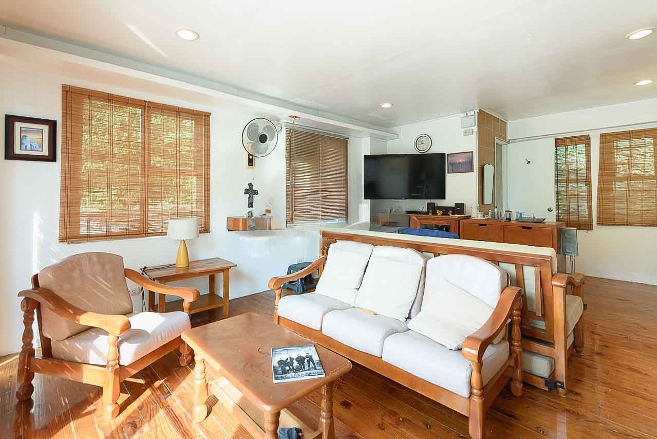 SRBML101-Stylish-Multi-Level-Home-with-Scenic-Outdoor-Views-Cebu-Grand-Realty-8 - Edited